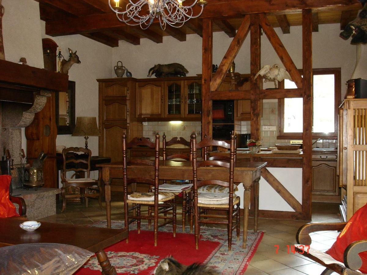 Gite Familial Fouga Bareilles Екстериор снимка