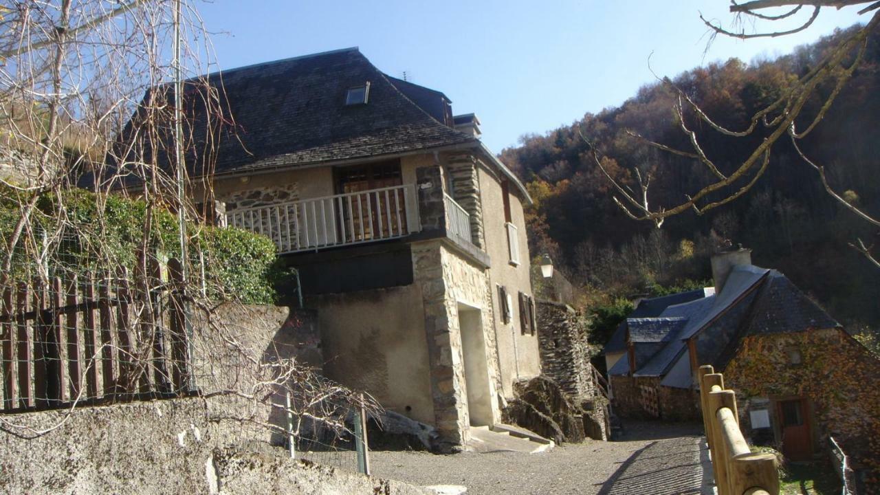 Gite Familial Fouga Bareilles Екстериор снимка